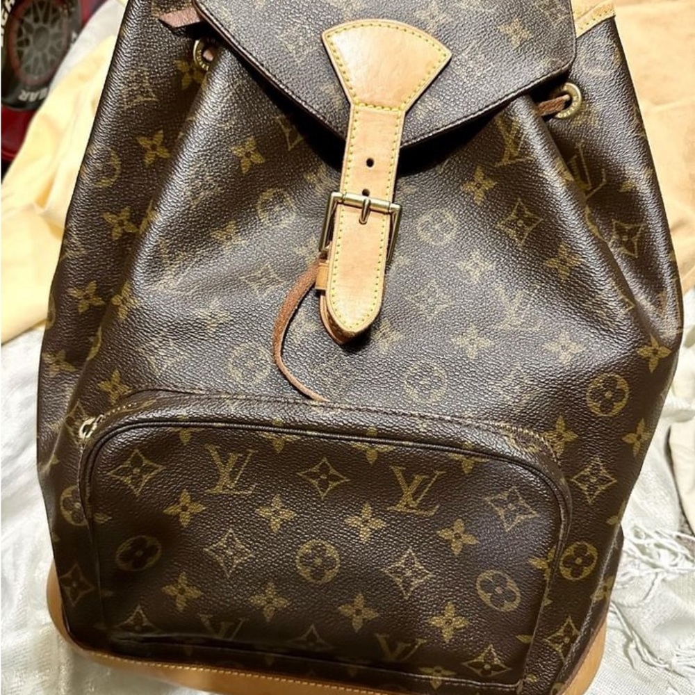 Louis Vuitton MM backpack